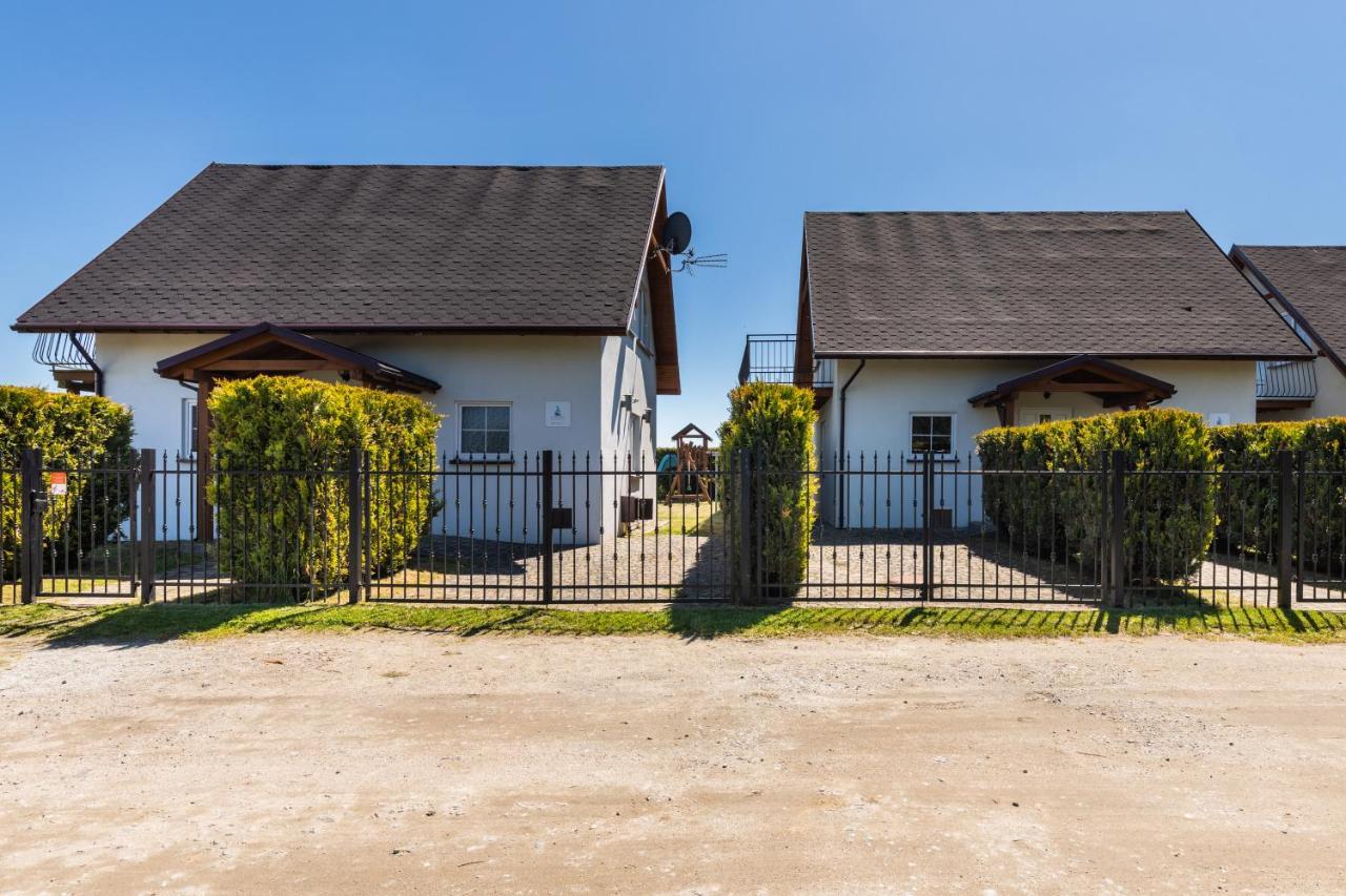 Holiday Houses Alana & Alva With Garden By Noclegi Renters Miedzywodzie Bagian luar foto